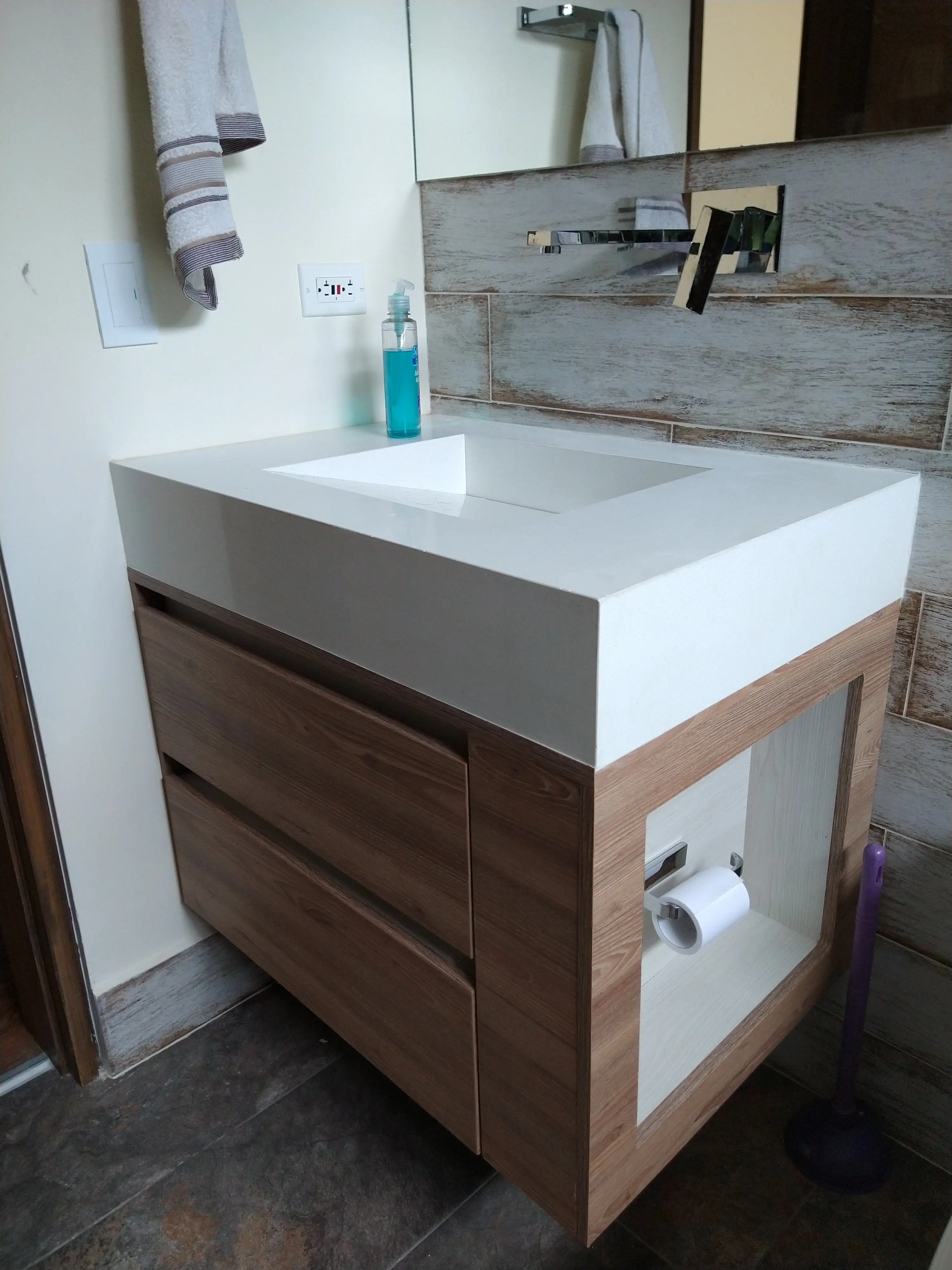 Proyecto Inmobiliario Remodelación de Baños