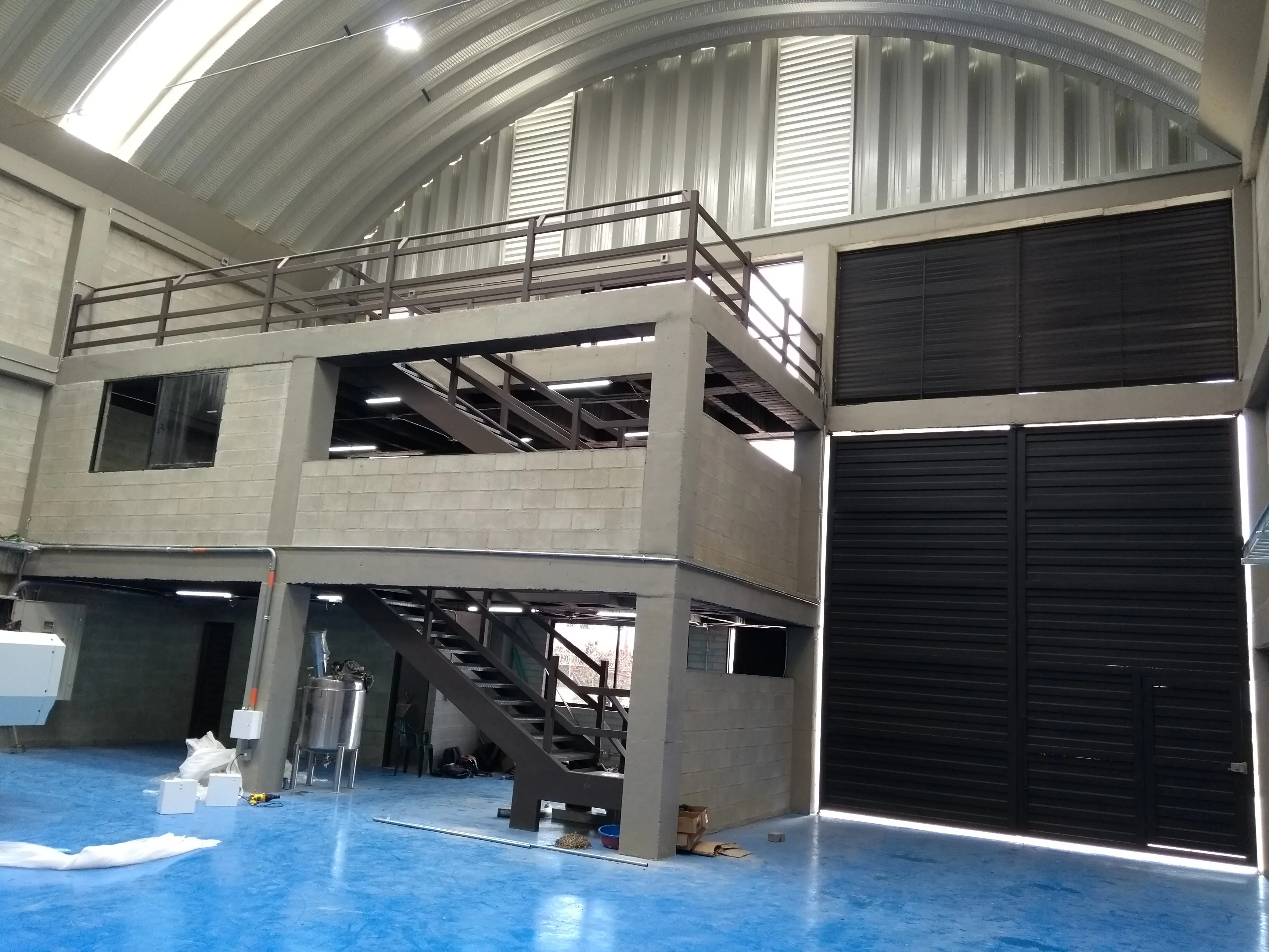 Proyecto Inmobiliario Bodegas y Almacenamiento