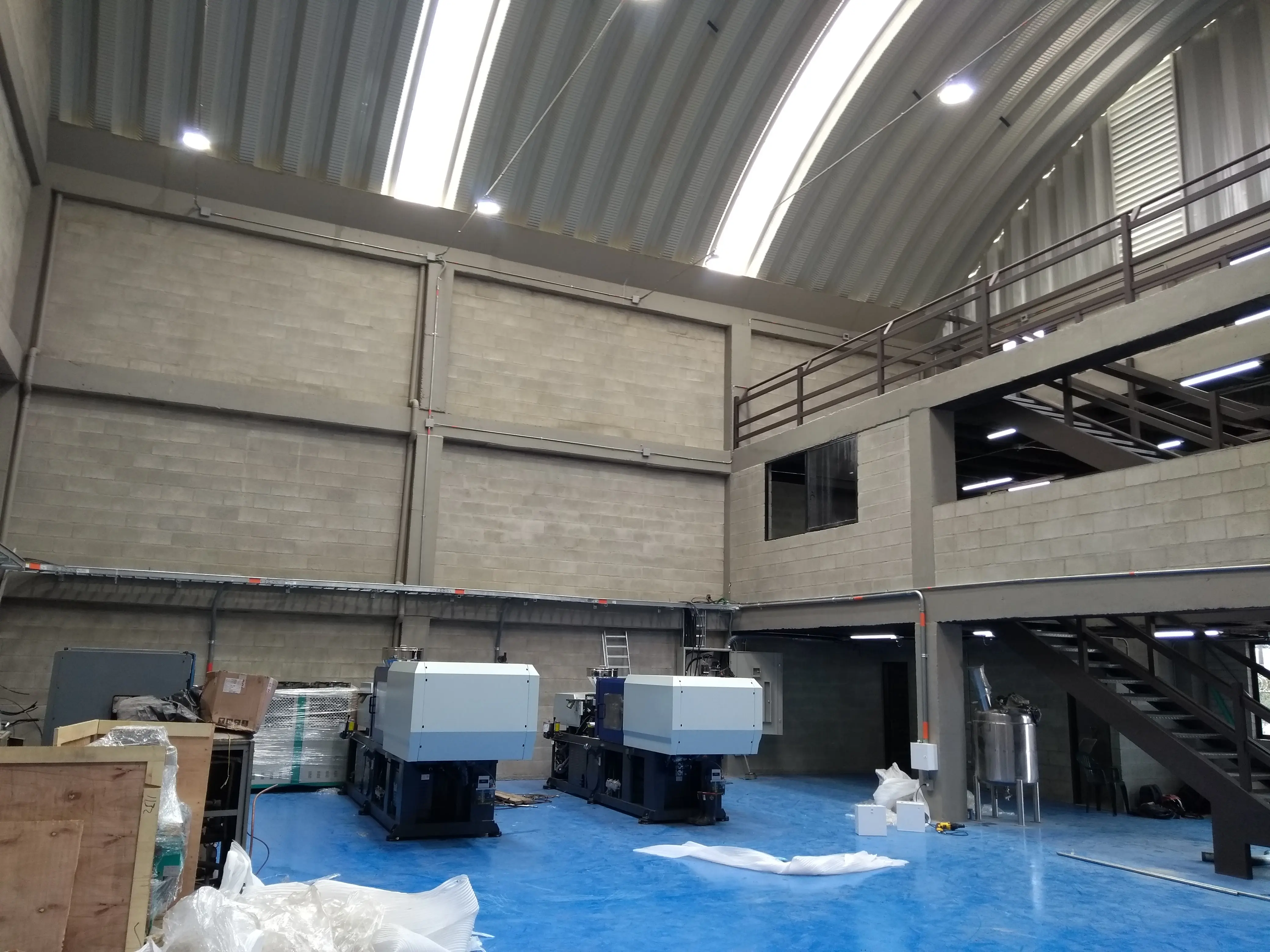 Proyecto Inmobiliario Bodegas y Almacenamiento