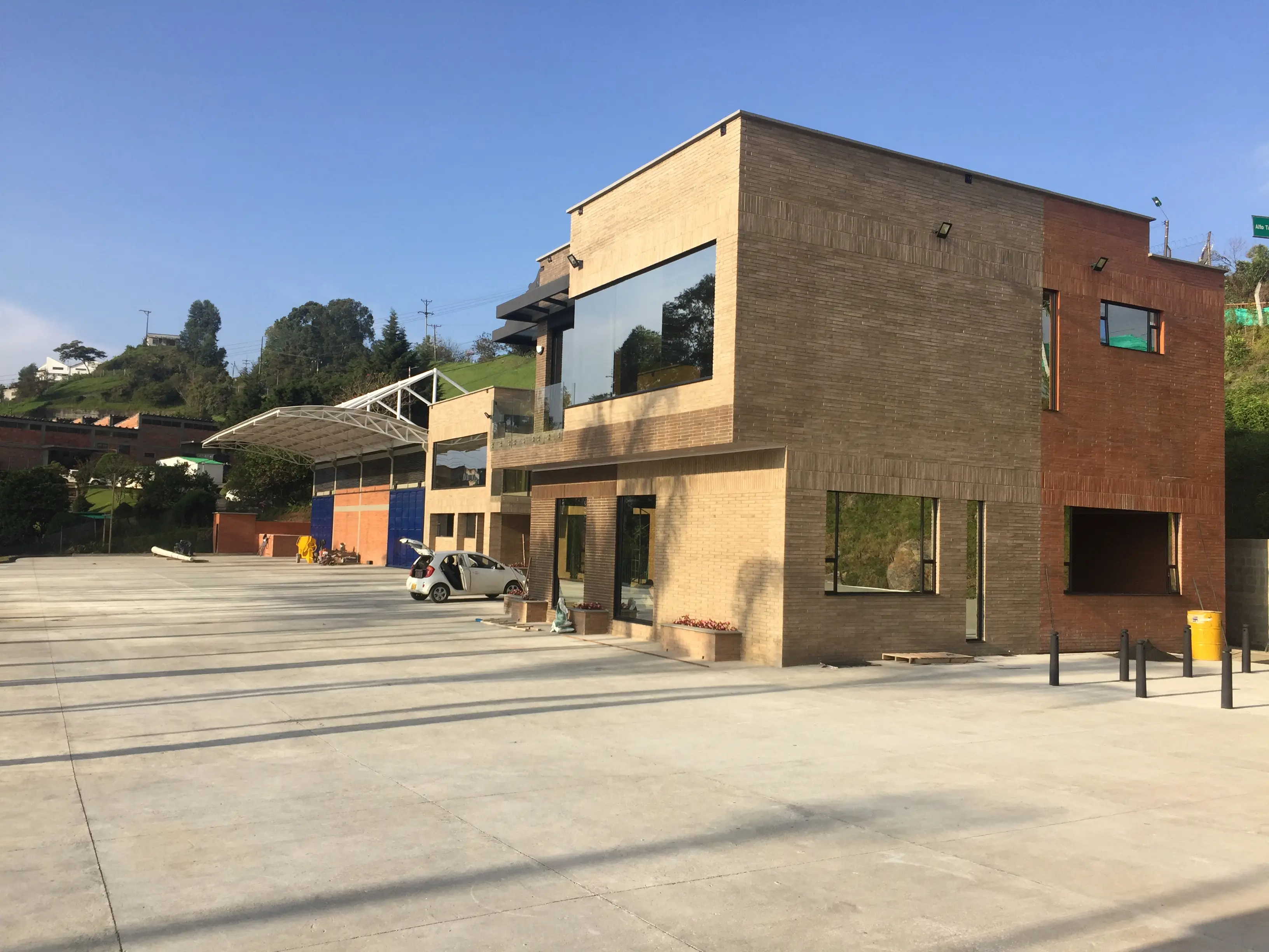 Proyecto Inmobiliario Bodegas y Almacenamiento