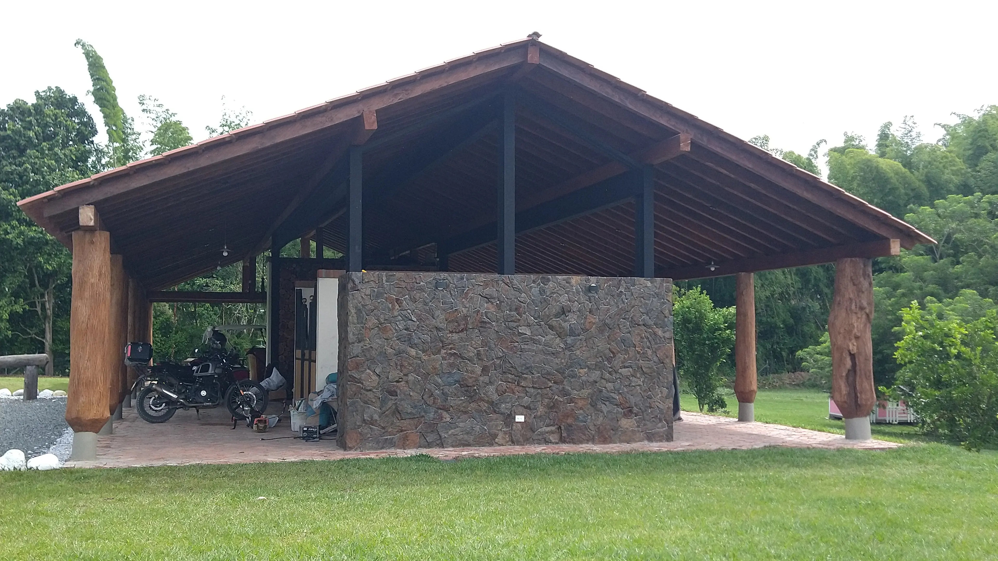 Proyecto Inmobiliario Pesebreras y Establos